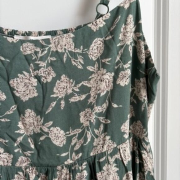 Hampton Dress - Picture 3 of 4